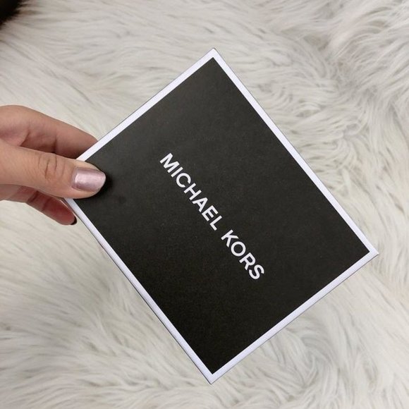 Michael Kors Grant Billfold Passcase Wallet NWT - Picture 10 of 10